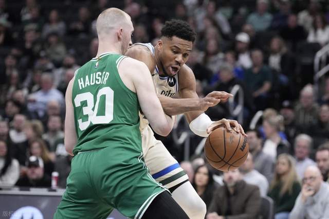 乐鱼网站-爆大冷！核心缺席居然27分狂胜：全场鸦雀无声，字母哥复出低迷