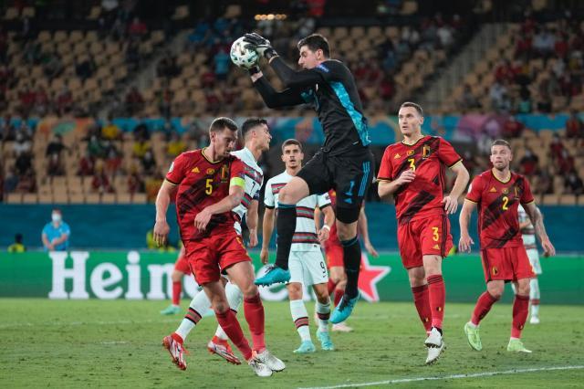 乐鱼体育-丁丁阿扎尔恐难赶上1/4决赛 意大利庆幸避开C罗